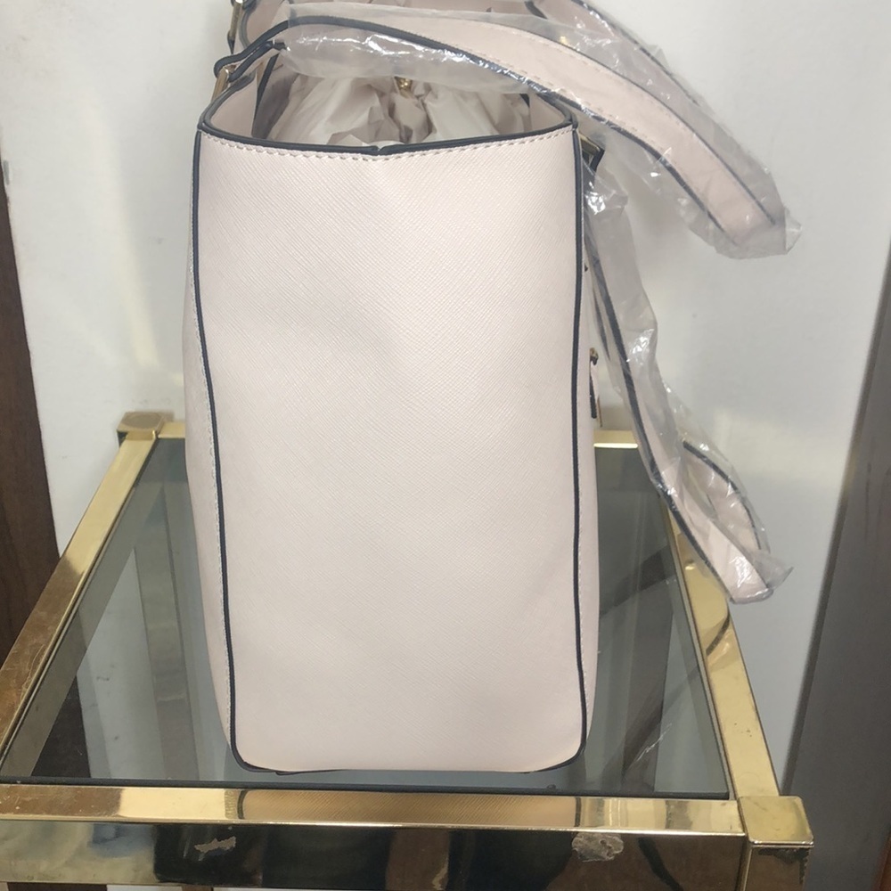 NWT Vanessa Williams lush large tote bag off white - Picture 12 of 12